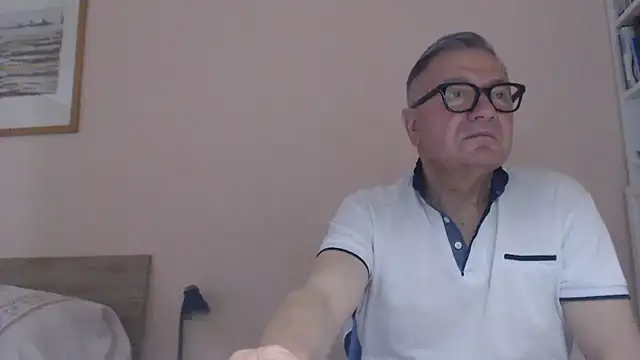 YOU6me's Webcam Show