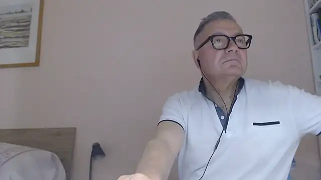 YOU6me Pertunjukan Webcam