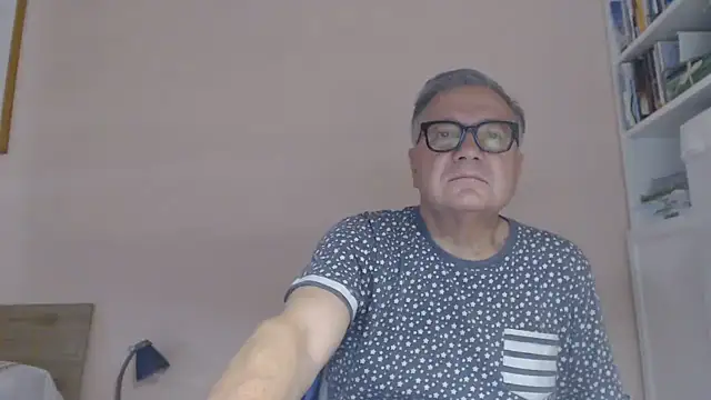 YOU6me webcam show