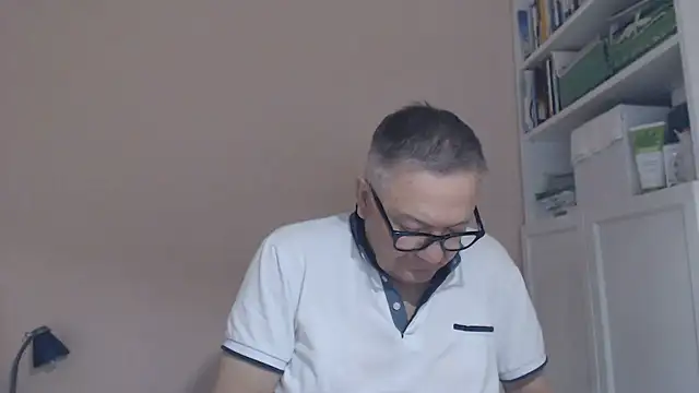 YOU6me's Webcam Show