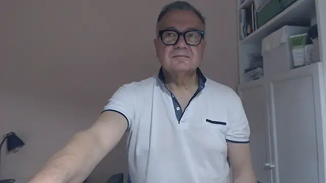 YOU6me Webcam show