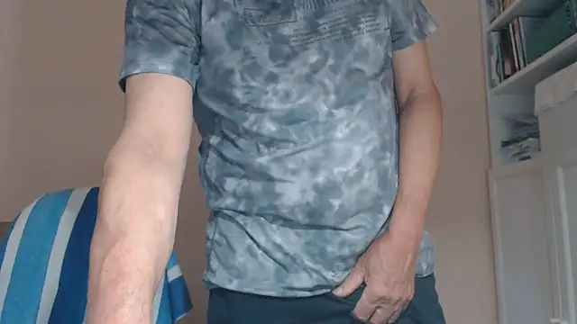 YOU6me's Webcam Show