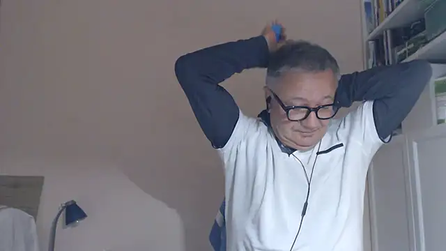 YOU6me Webcam show