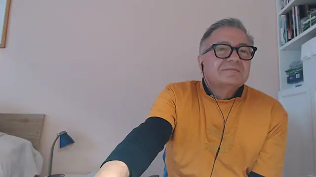 YOU6me's Webcam Show