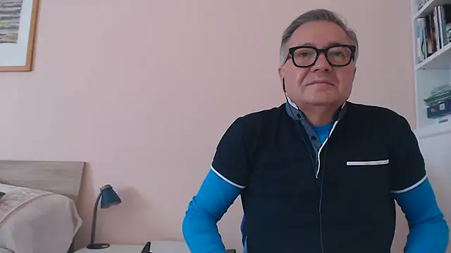 YOU6me's Webcam Show
