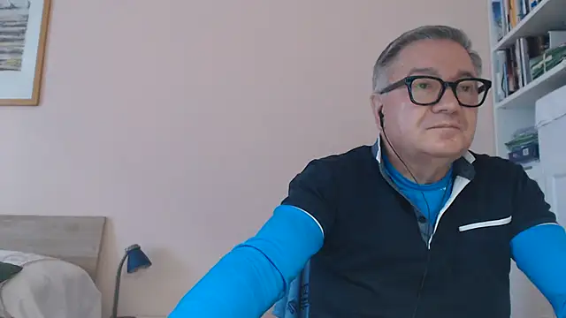 Pokazy przed kamerką – YOU6me