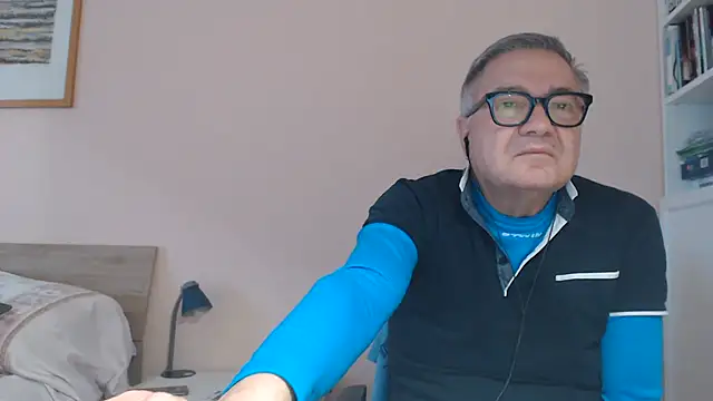 YOU6me's Live XXX Chat