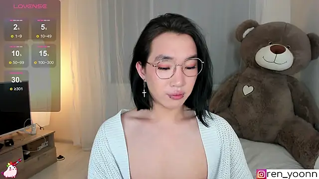Ren_yoon 在線直播表演