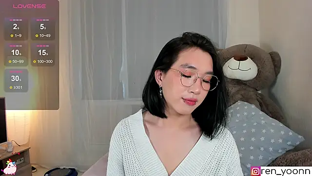 Pokazy przed kamerką – Ren_yoon