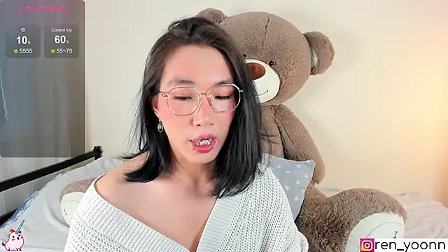 Pokazy przed kamerką – Ren_yoon
