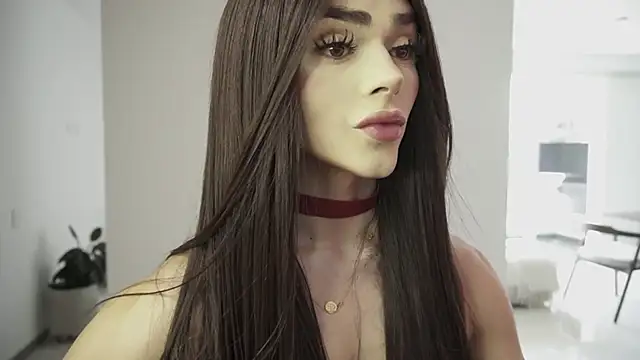 Show modela sweetest_bella na web-kameri