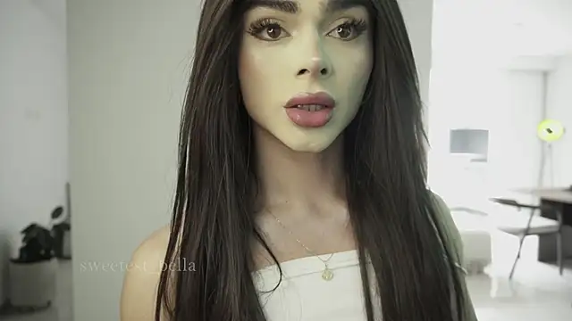 sweetest_bella Шоу с уебкамера