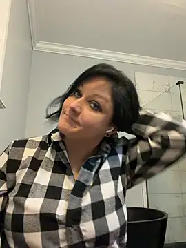 Show modela milf94k na web-kameri