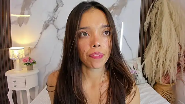 Chat +18 de hannahill69 ao vivo