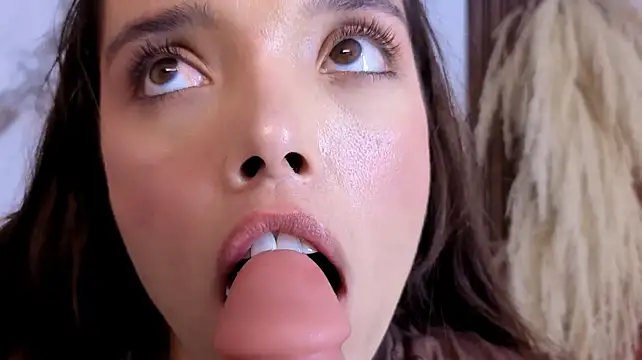 hannahill69 Adlı Modelin Web Kamerası Şovu