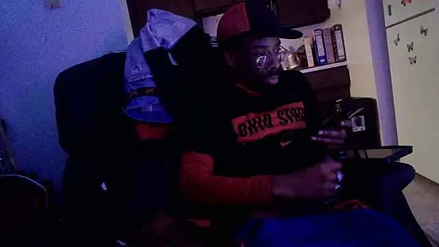 CumGetIt0225 Шоу с уебкамера