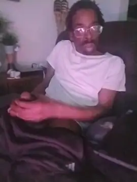 הופעת וובקאם של CumGetIt0225
