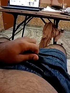 fuckathome23 Adlı Modelin Web Kamerası Şovu