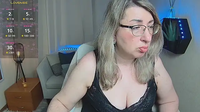KKMimiKK's Live XXX Chat