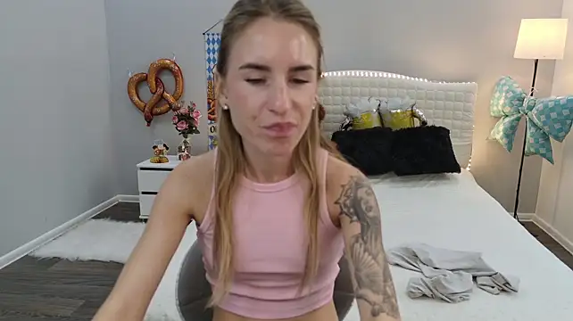 Webkamerová show DeboraHorny