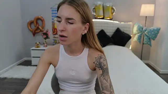 DeboraHorny's Webcam Show