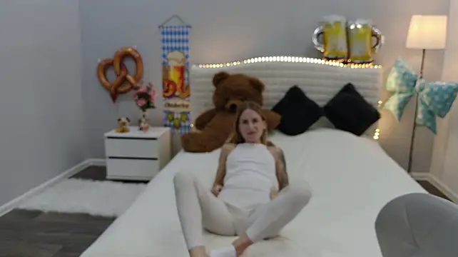 DeboraHorny's Webcam Show