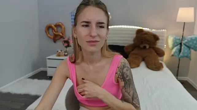 DeboraHornyn Live XXX chat