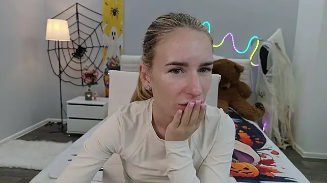 DeboraHorny Adlı Modelin Web Kamerası Şovu