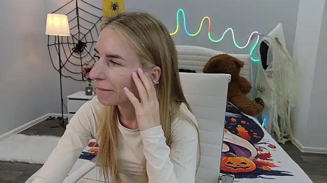 Živý XXX chat DeboraHorny