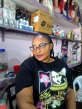 Goddess_of_Hearts' Live XXX Chat