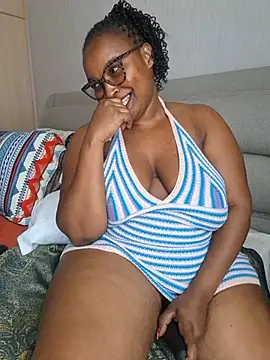 Goddess_of_Hearts' Live XXX Chat
