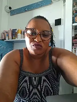 Goddess_of_Hearts' Live XXX Chat