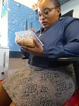 Goddess_of_Hearts' Live XXX Chat