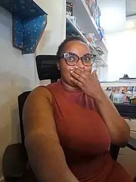 Goddess_of_Hearts' Webcam Show