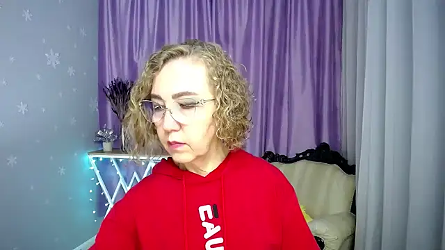 queen_a_n_i 现场性爱视讯表演