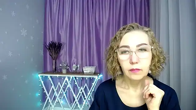 queen_a_n_i 网络视讯表演