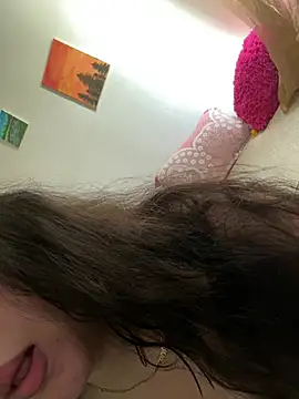 Alexa_monica Adlı Modelin Canlı XXX Sohbeti