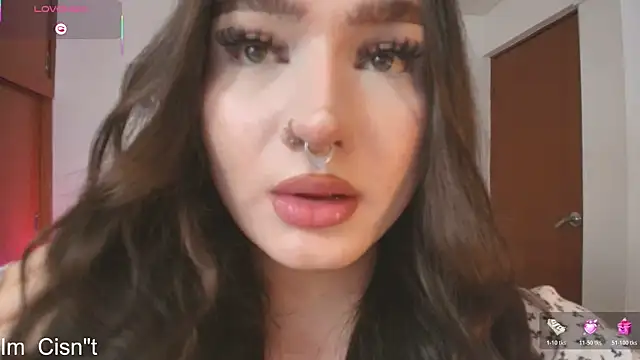 Miley_Baker Show in webcam
