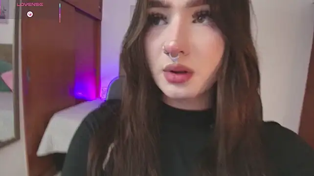 Pokazy przed kamerką – Miley_Baker