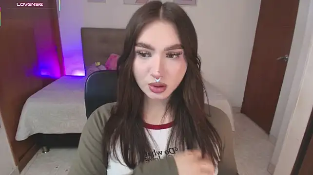 Miley_Baker webkamerás műsora