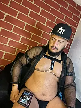 the_master_foal_'s Webcam Show