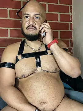 the_master_foal_ webcam show