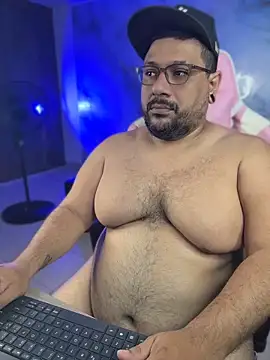 Pokazy przed kamerką – jacoob_woods