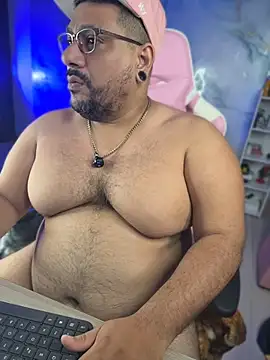 jacoob_woods: διαδικτυακό σόου στην κάμερα