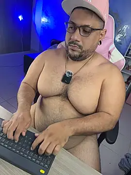 jacoob_woods: διαδικτυακό σόου στην κάμερα