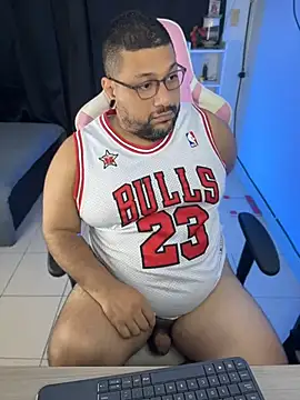 Pokazy przed kamerką – jacoob_woods