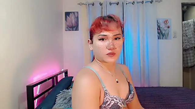 Pokazy przed kamerką – beatrice_21