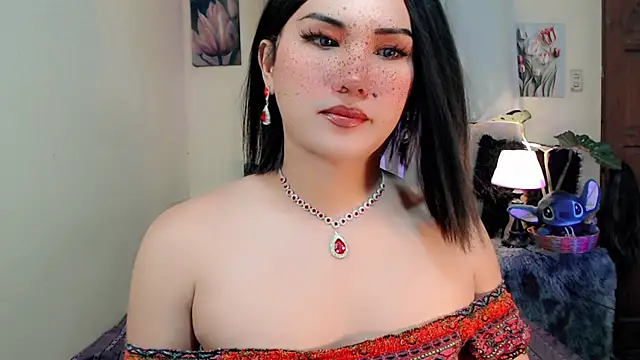 beatrice_21 Show in webcam