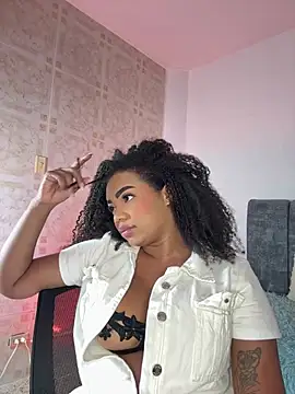 kem_hott: διαδικτυακό σόου στην κάμερα