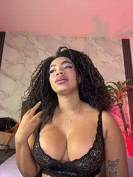 Czat XXX na żywo – kem_hott